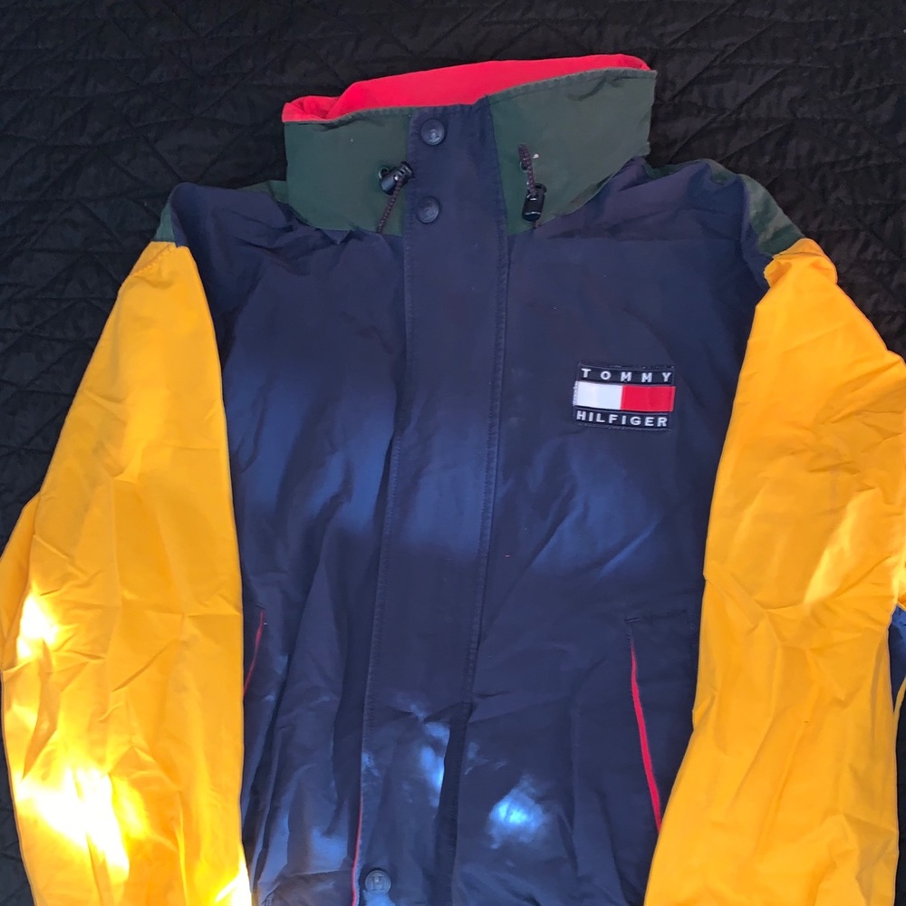 VINTAGE TOMMY HILFIGER
